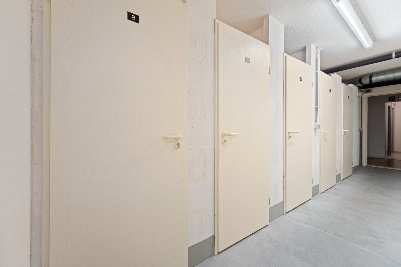 Leuk appartement in een rustige zijstraat van de Zeedijk foto 13