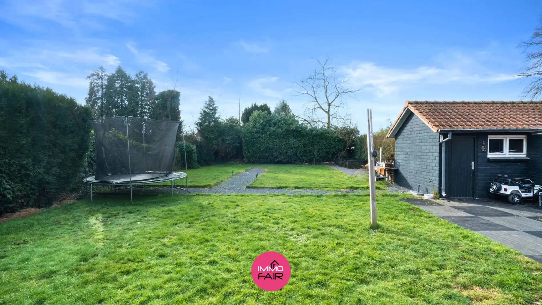 Gezinswoning met renovatiepotentieel vlakbij het centrum van Lanaken! foto 12