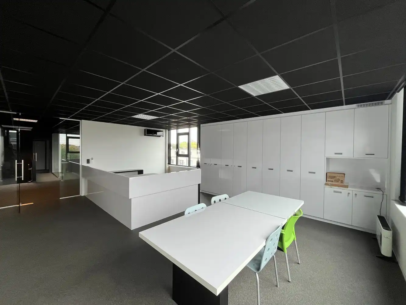 217m² kantoren + 696m² bedrijfshal foto 17