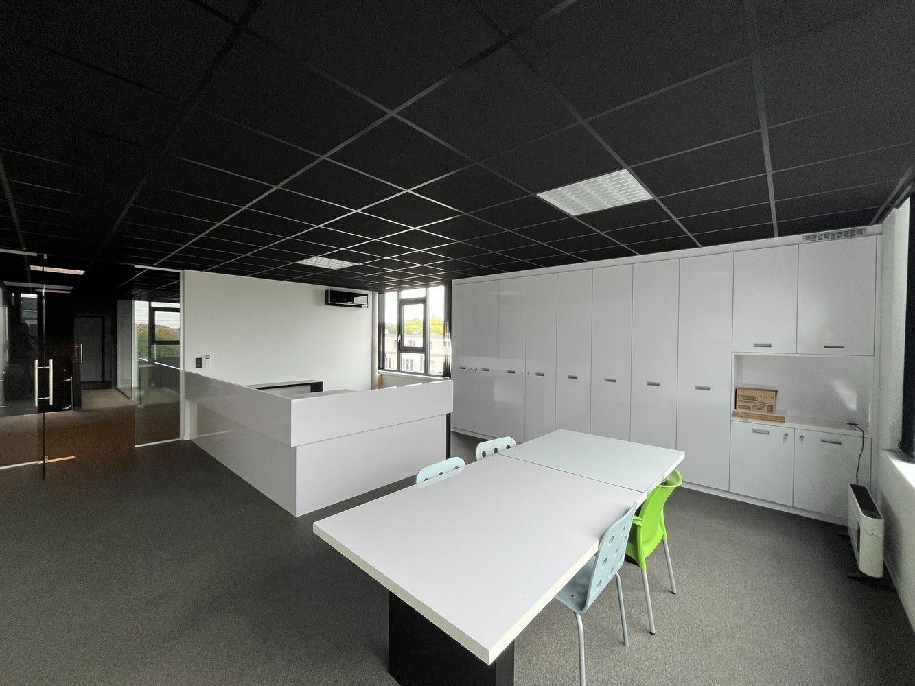 217m² kantoren + 696m² bedrijfshal foto 17