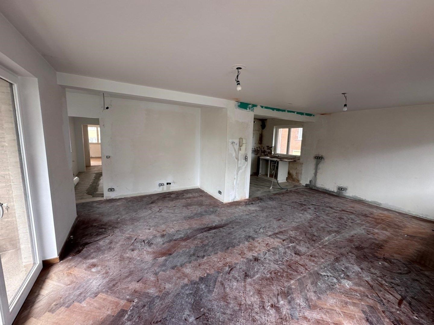 Groot (113m²) appartement met autostandplaats in villaresidentie te Duinbergen foto 3