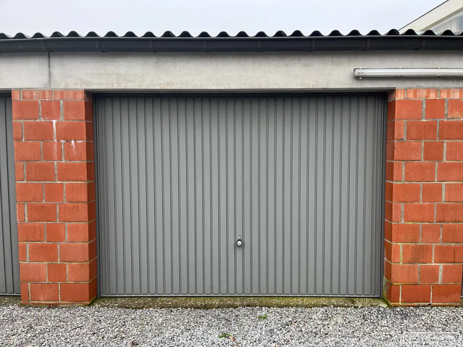 Garage te huur in Tiegem foto 2