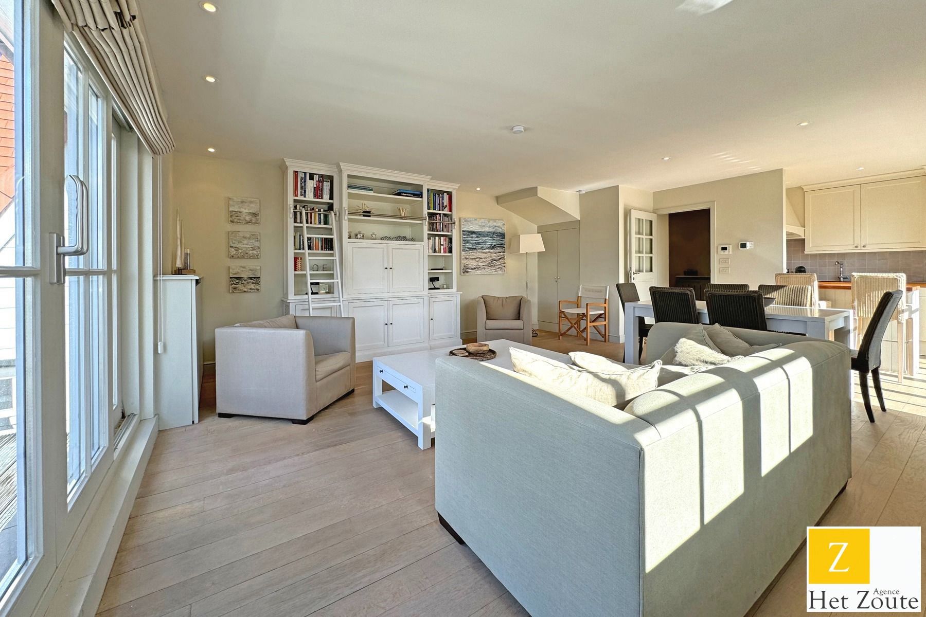 Lichtrijk gemeubeld duplexappartement in Het Zoute - Knokke foto 5