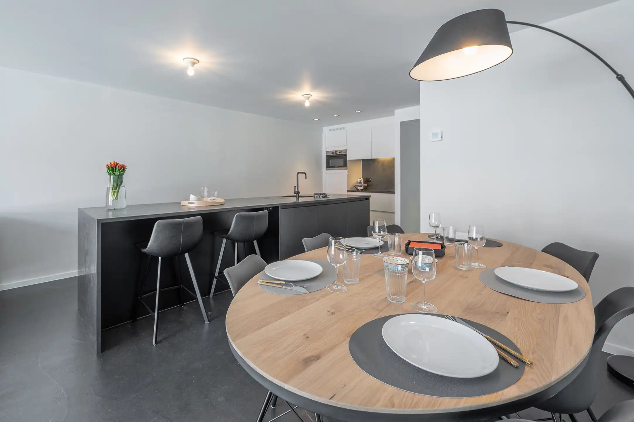 Hedendaags duplex appartement aan de rand van het Zoute... foto 8