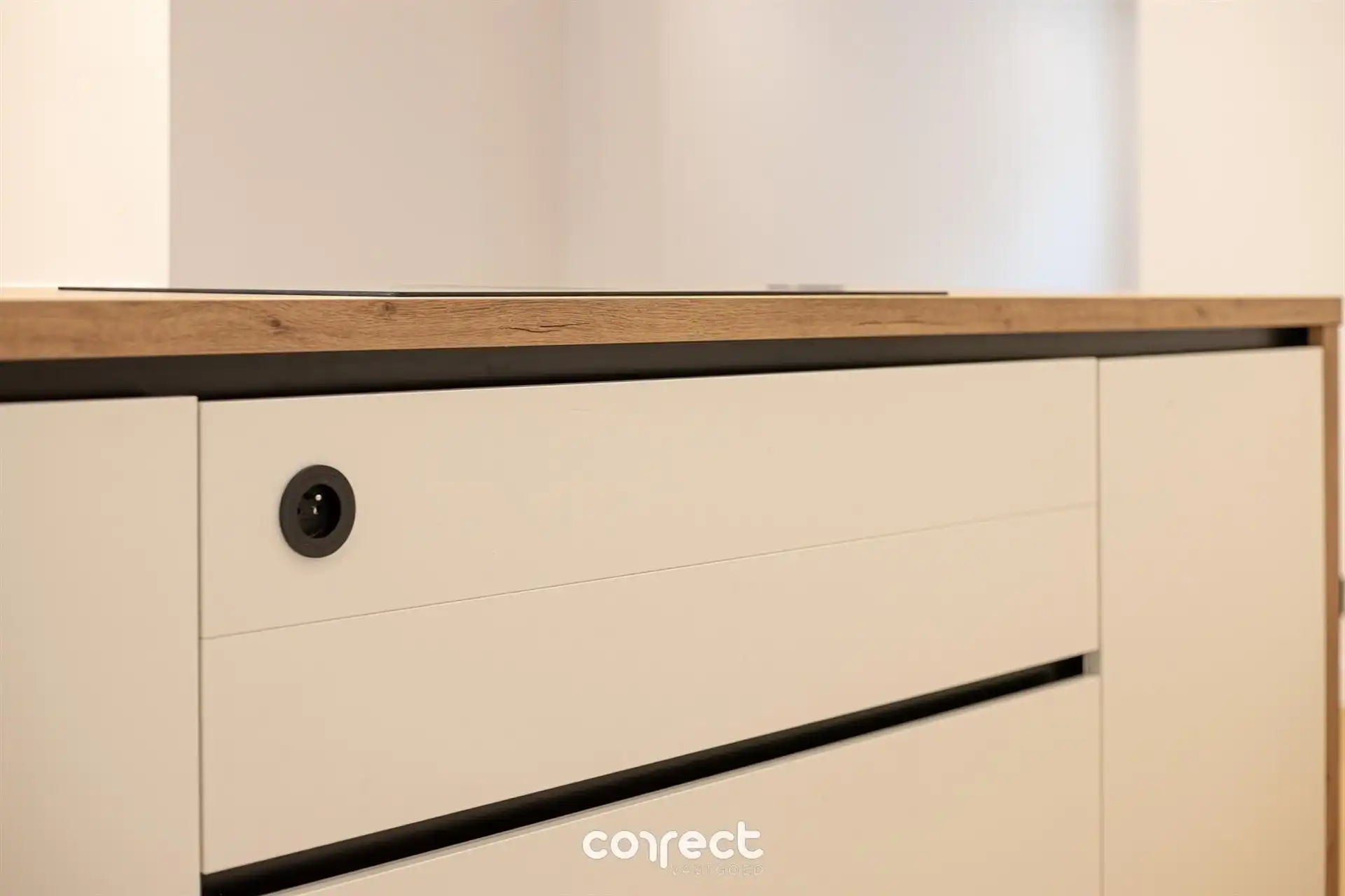 Prachtig gerenoveerde stadswoning met tuin foto 10