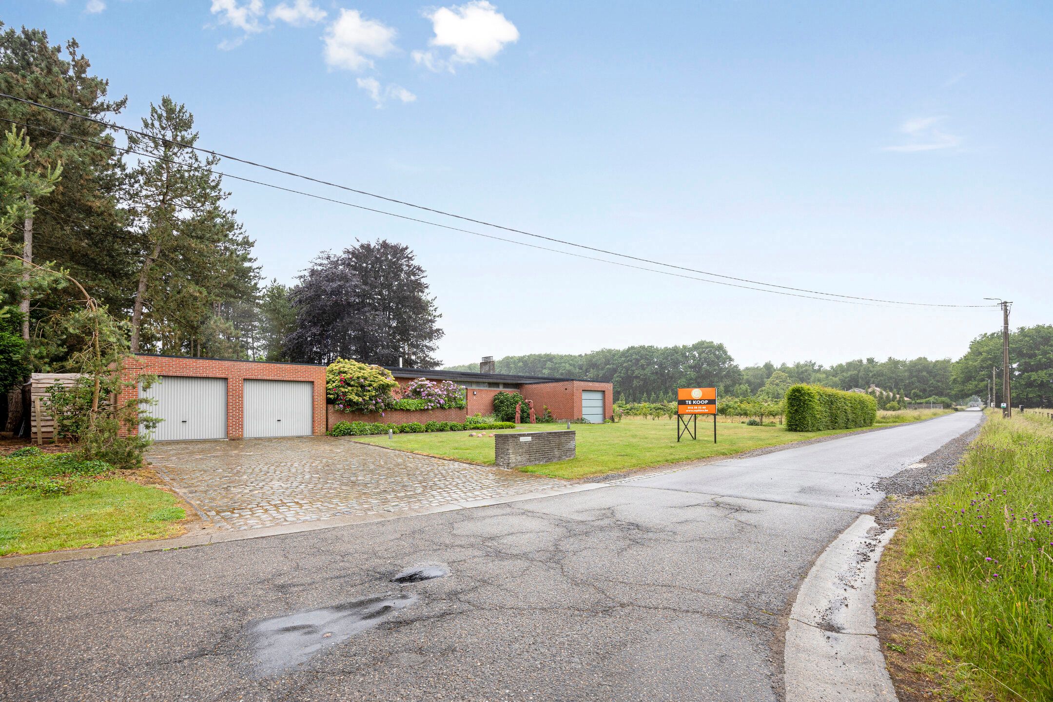 Prachtige gelijkvloerse woning op groot perceel foto 2