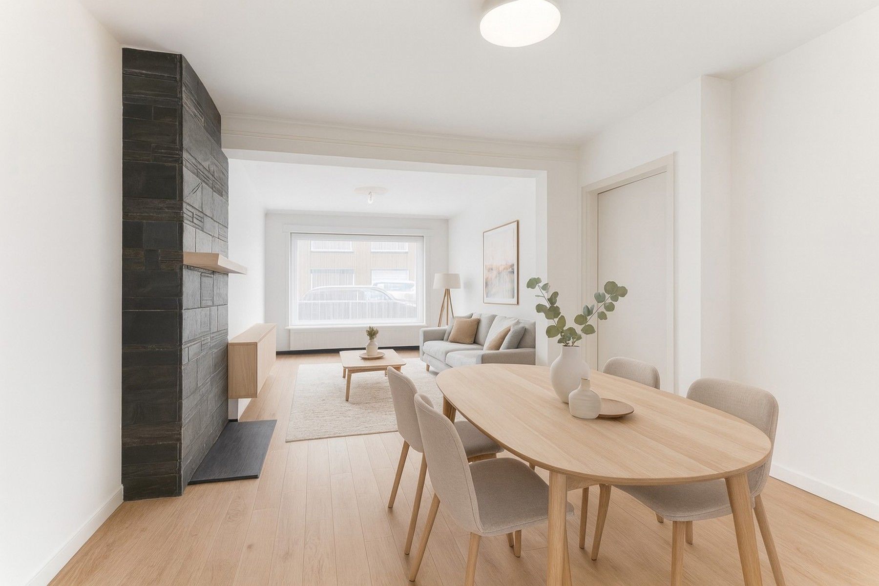 Karaktervolle woning met veel potentieel! foto 3