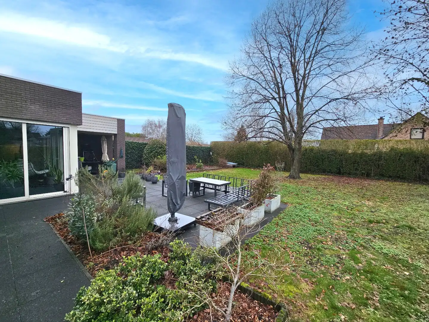 Prachtige, instapklare woning met 6 slaapkamers en ruime tuin. foto 27