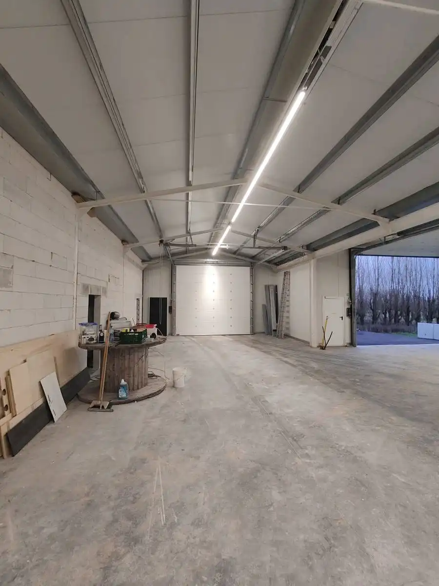 Nieuwbouw KMO unit met kantoor en sociale ruimte foto 41