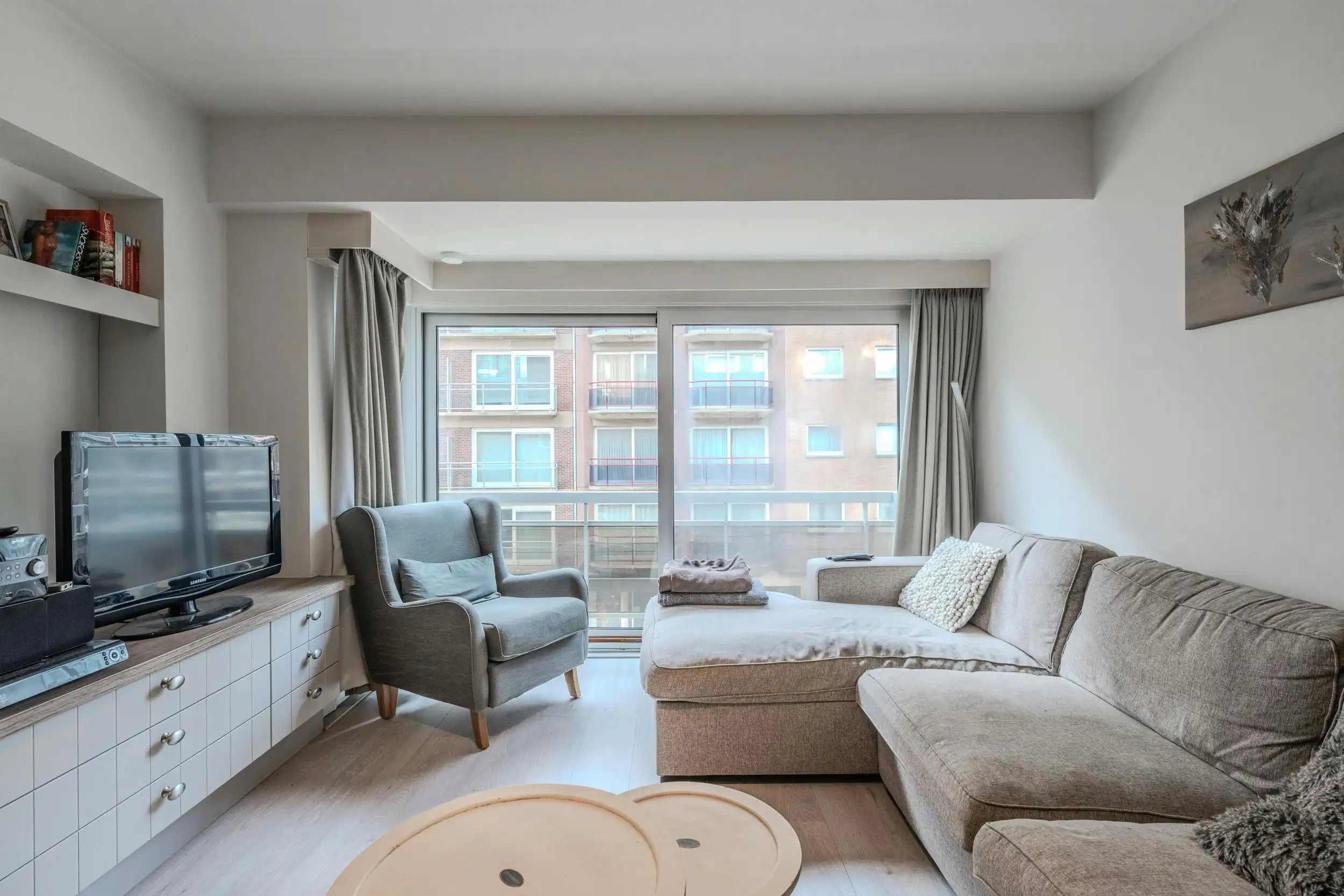 Gerenoveerd appartement op toplocatie te Middelkerke! foto 11