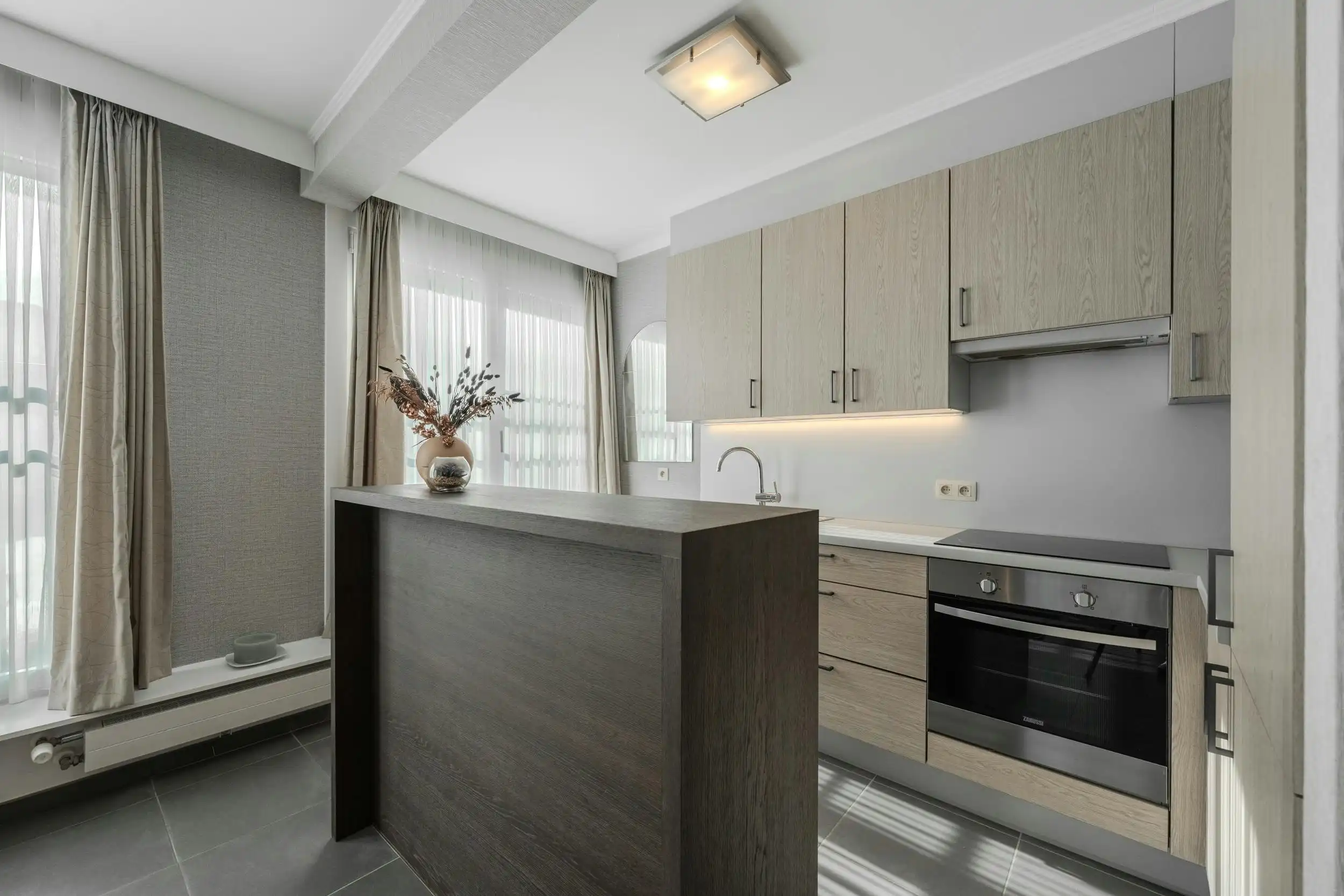 Appartement te koop vlakbij de zeedijk te centrum Oostende foto 6