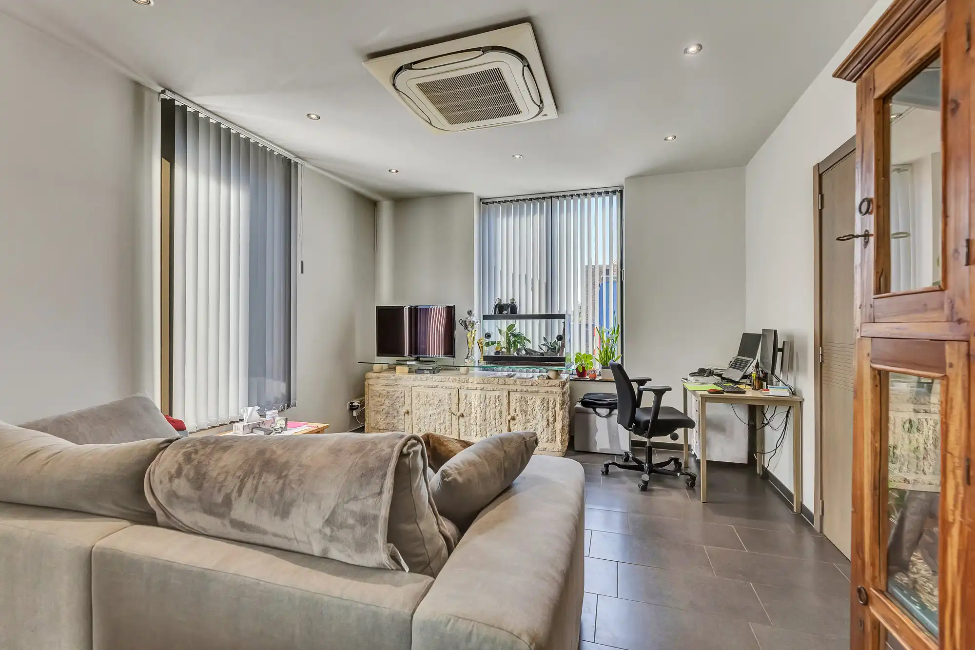Instapklare woning met drie slaapkamers foto 4
