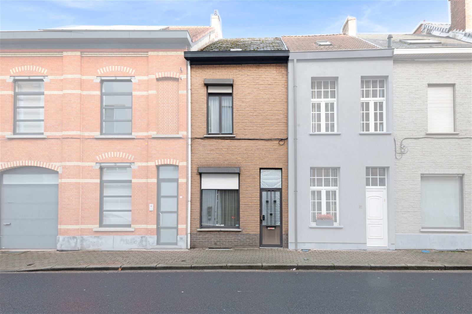 Charmante woning met stadstuin in het hart van Zottegem! foto {{pictureIndex}}