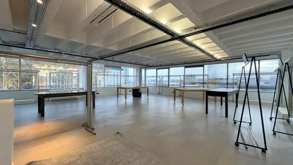 Kantoor te huur met uniek zicht op het MAS in Antwerpen foto 9