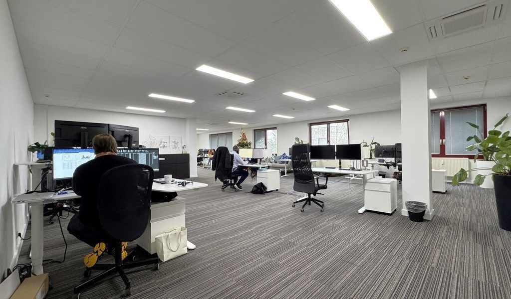 Instapklaar kantoor te huur in industriezone Mechelen-Noord  foto 2