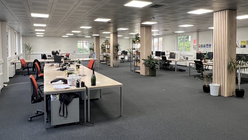 Kantoorruimte te huur vlakbij station van Mechelen foto 4