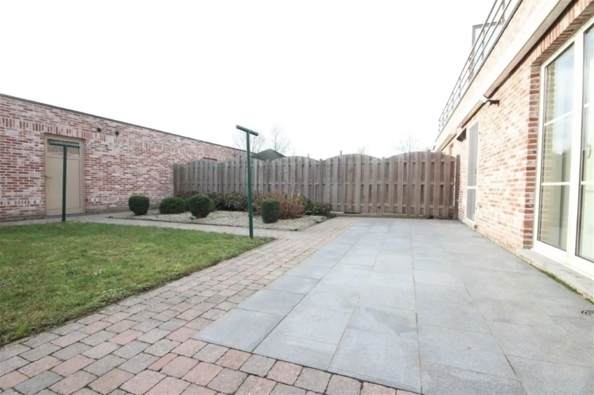 Verrassend ruim gelijkvloers appartement te Putte foto 10
