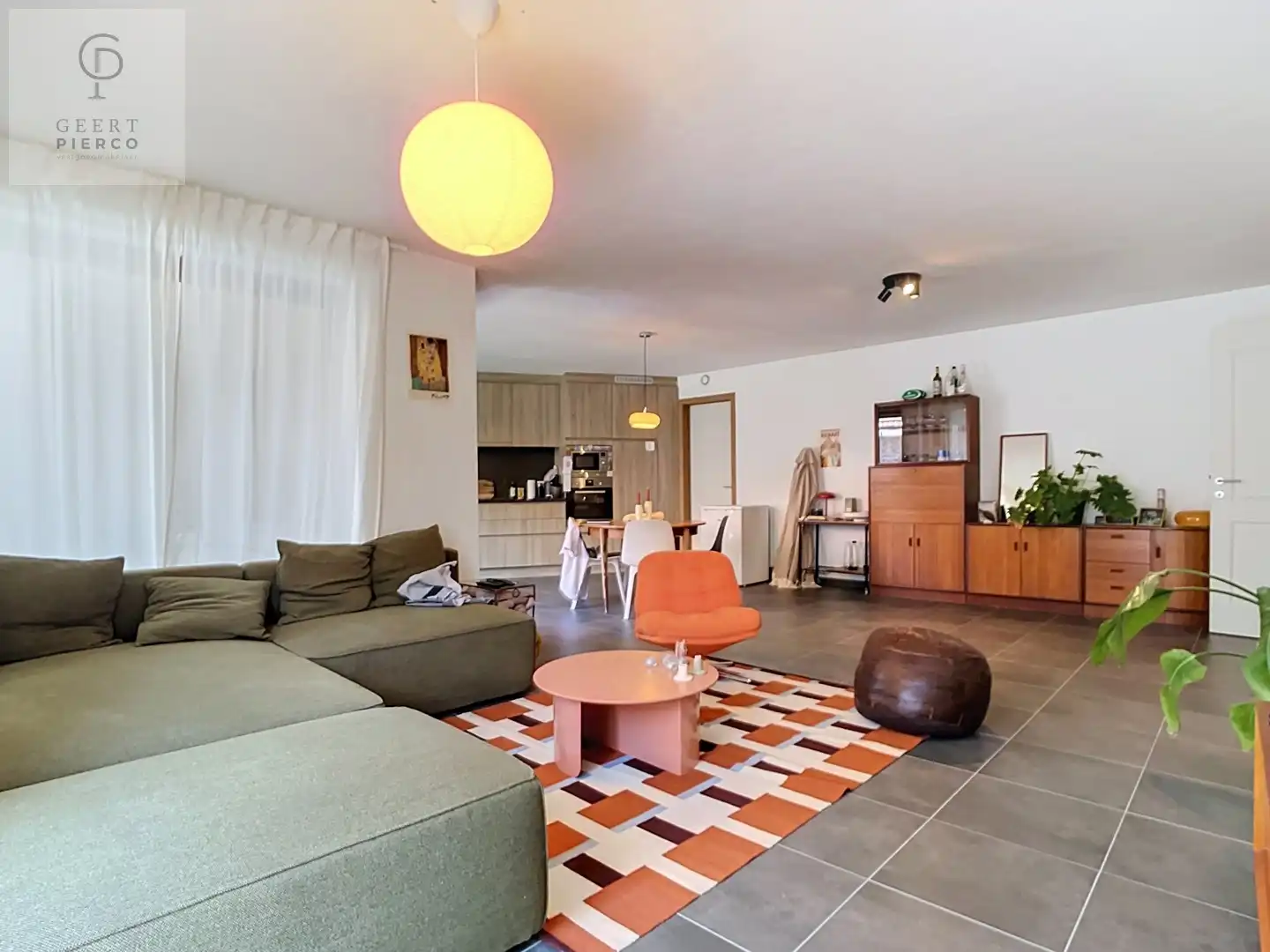 Knap appartemet met afgesloten garagebox foto 8