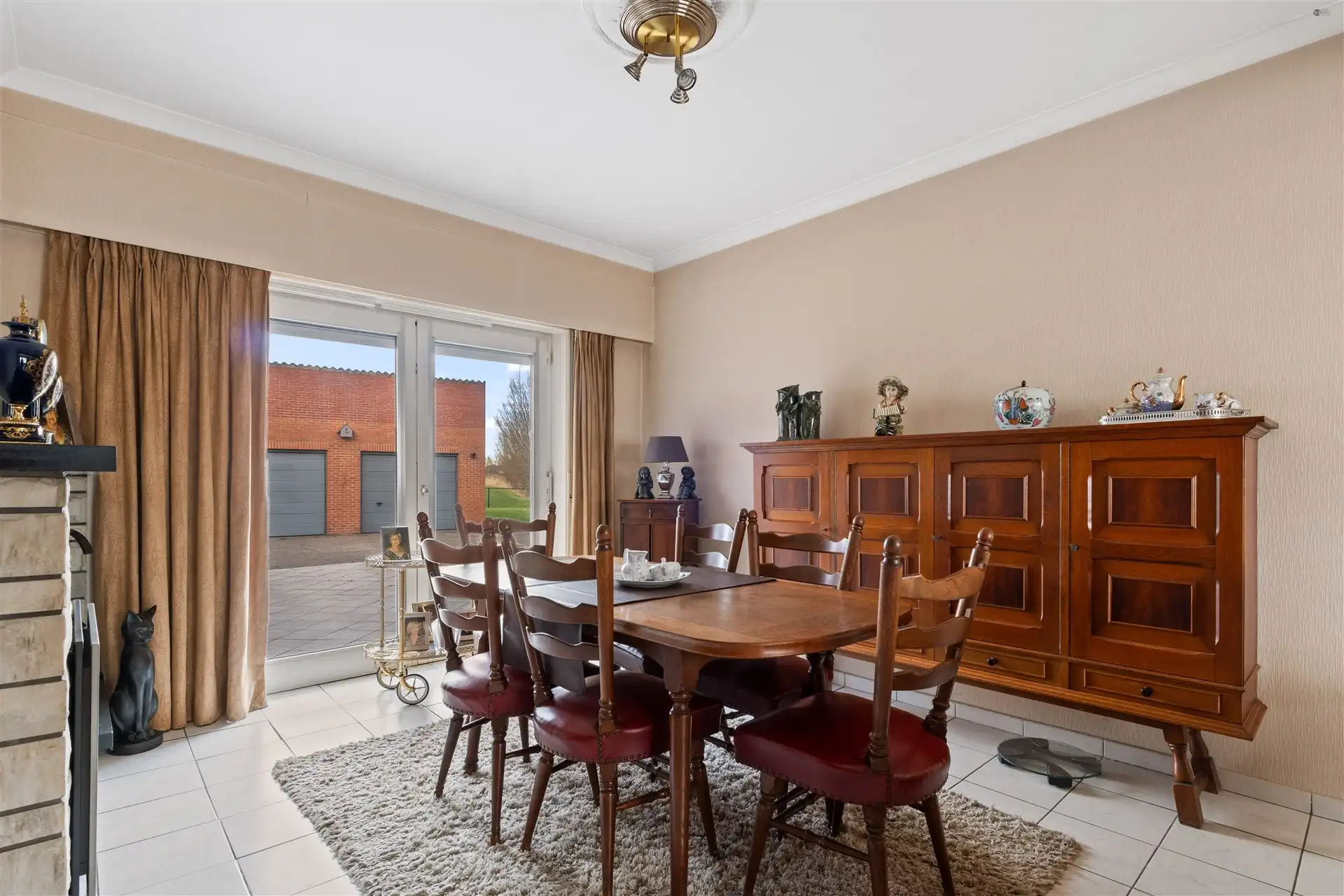 Half open bebouwing met dubbele garage en prachtig uitzicht foto 10