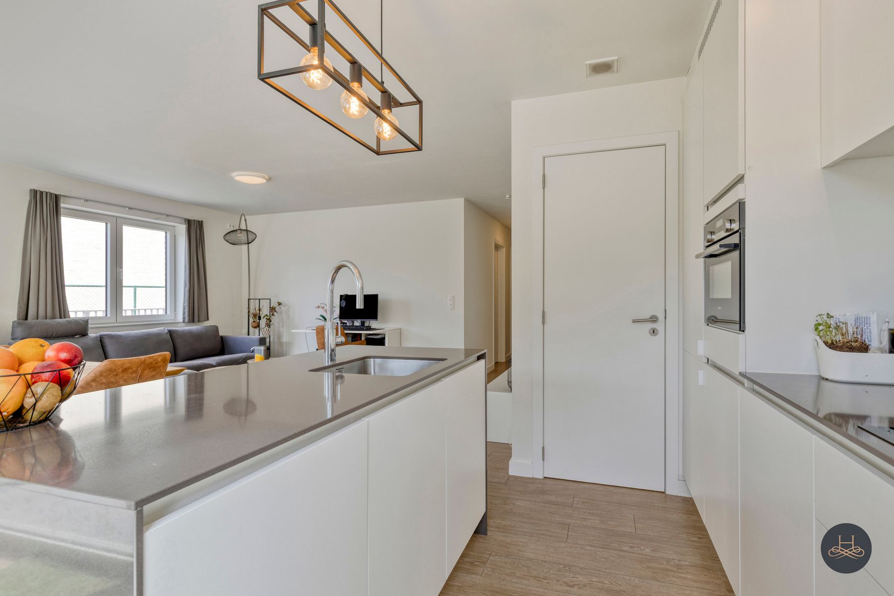 Modern gelijkvloersappartement met leuke tuin foto 10
