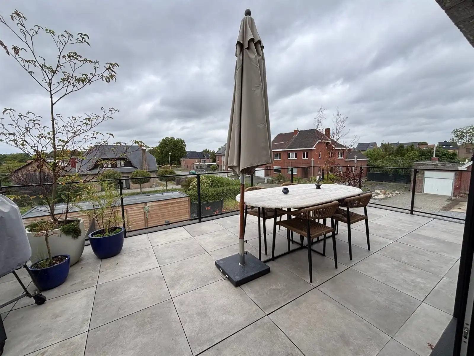 Appartement met 2 slaapkamers en ruim terras foto 8