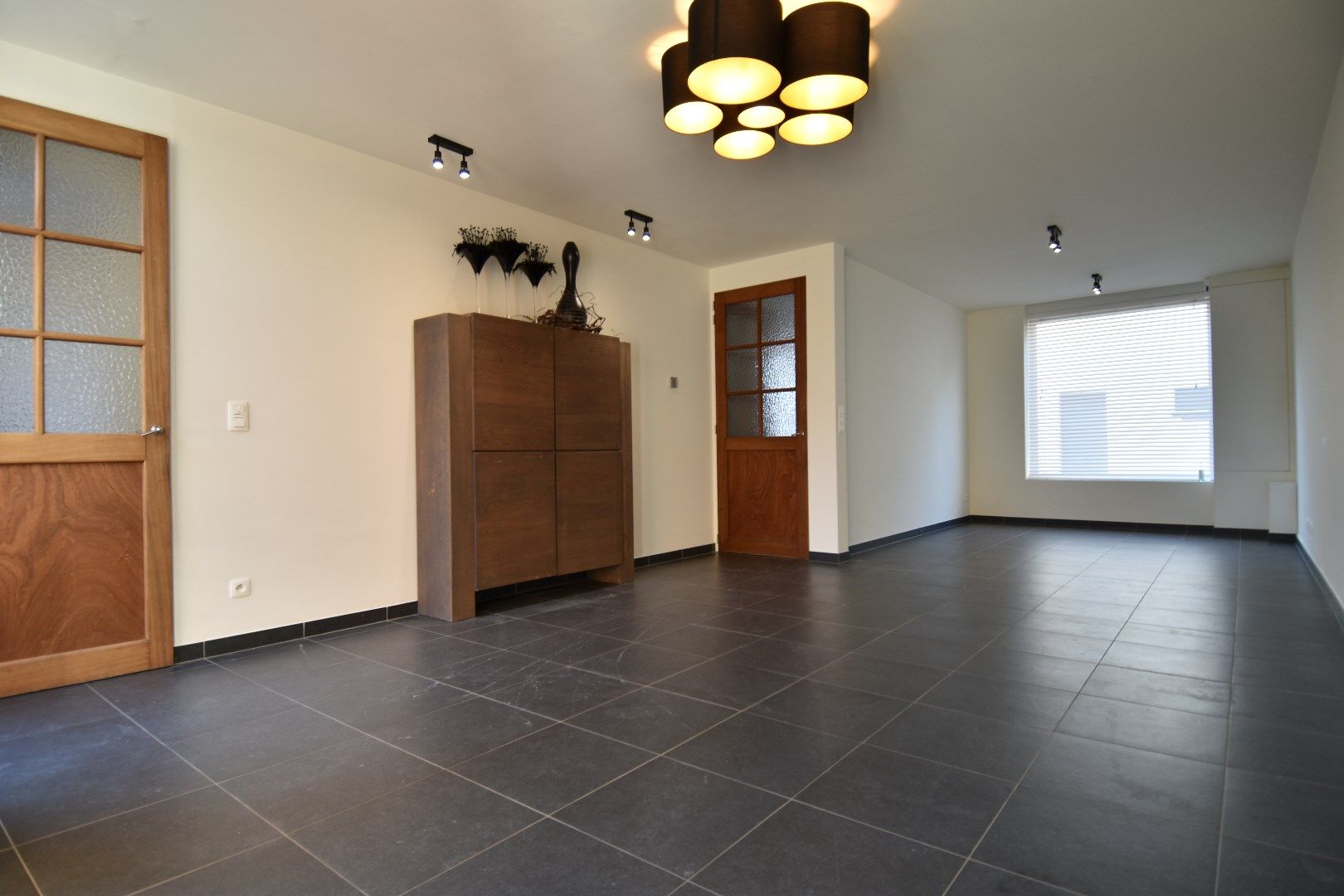 Energiezuinige (label B!) gezinswoning met praktijkruimte, 3 slaapkamers en tuin te koop in hartje Bellegem foto 5