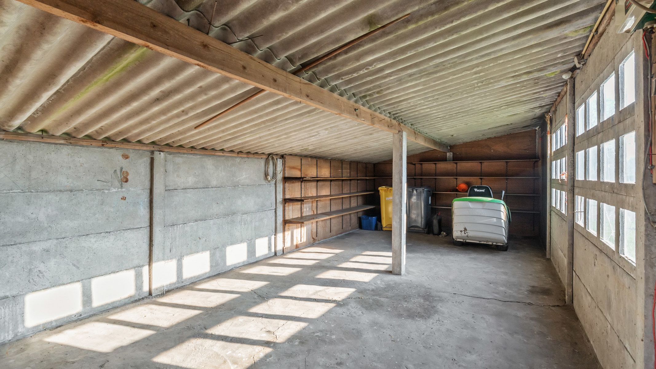 Te renoveren woning met vrij zicht over weilanden foto 24