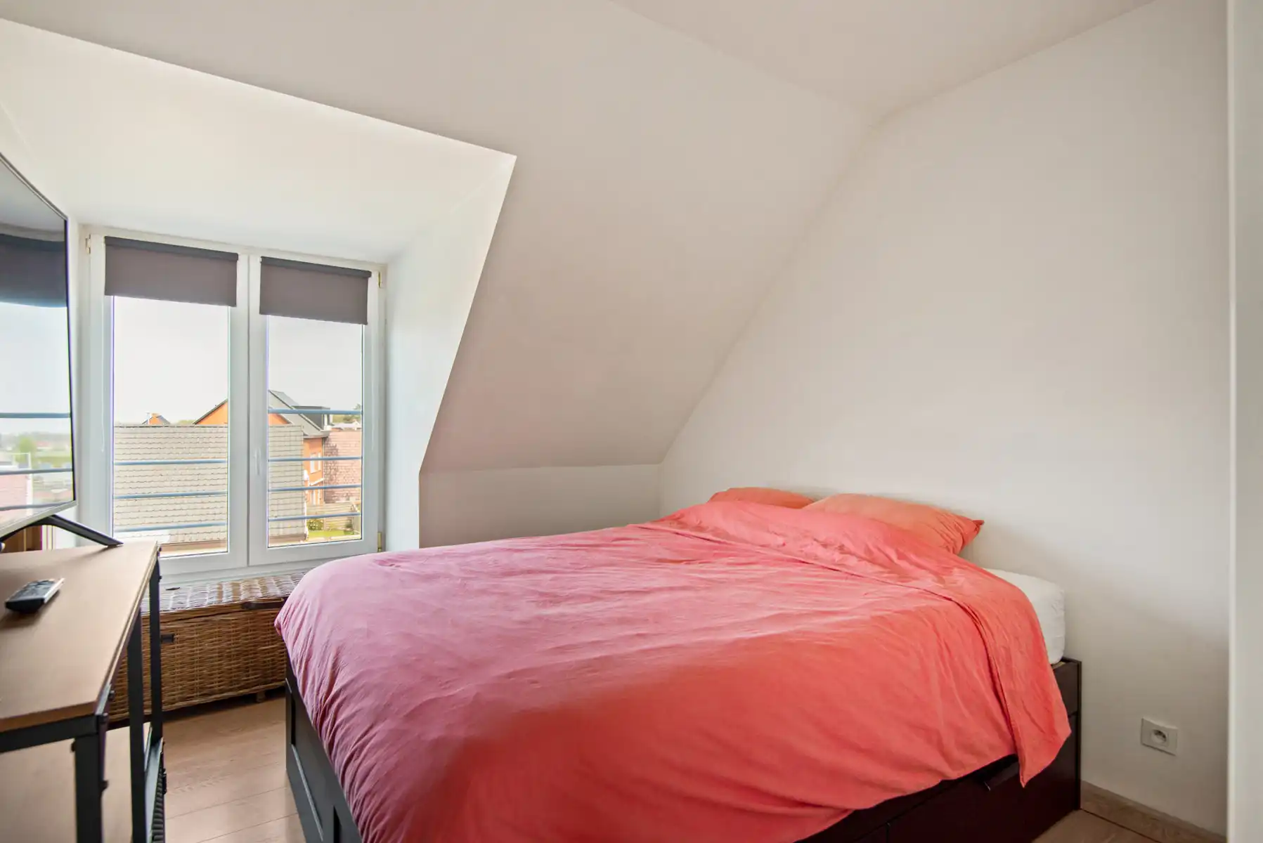 Appartement met uitzonderlijk terras en landelijk uitzicht foto 9