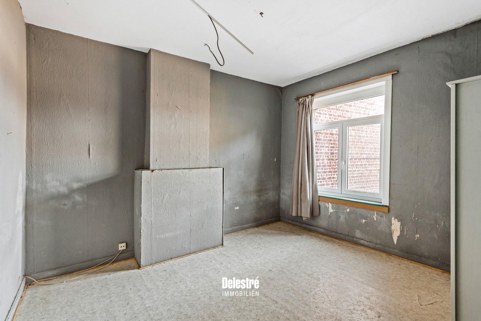 RENOVATIEPAREL MET GARAGE EN ZALIGE TUIN WELLE foto 17