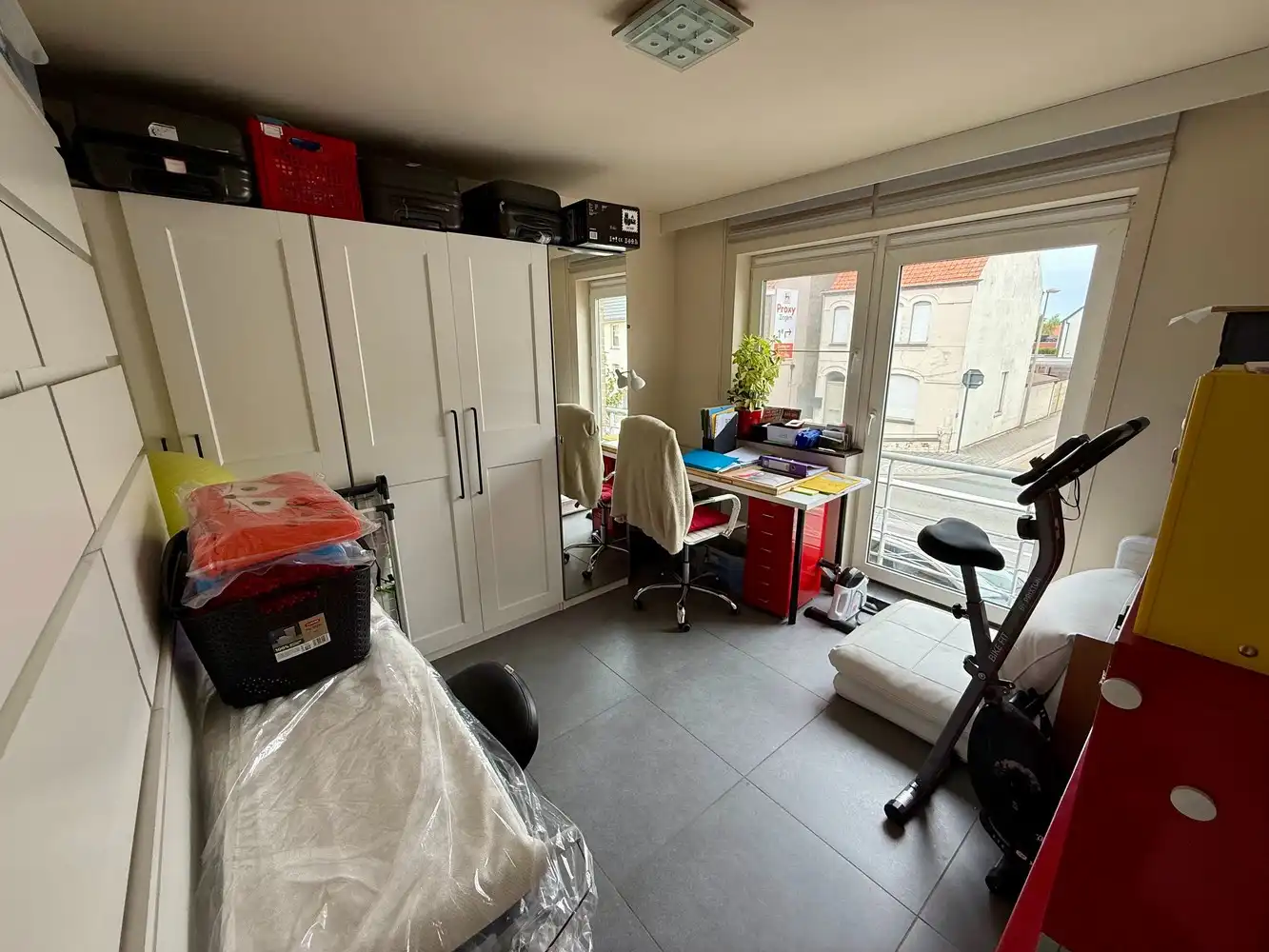 Ruim, energiezuinig appartement met 2 slaapkamers én garage! foto 8