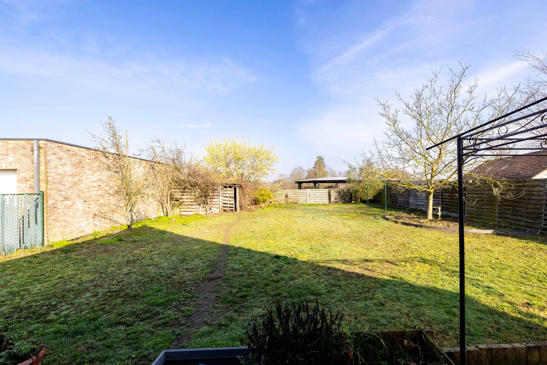 Zeer energiezuinige woning met 5 slpks op ca. 769 m² grond.  foto 26