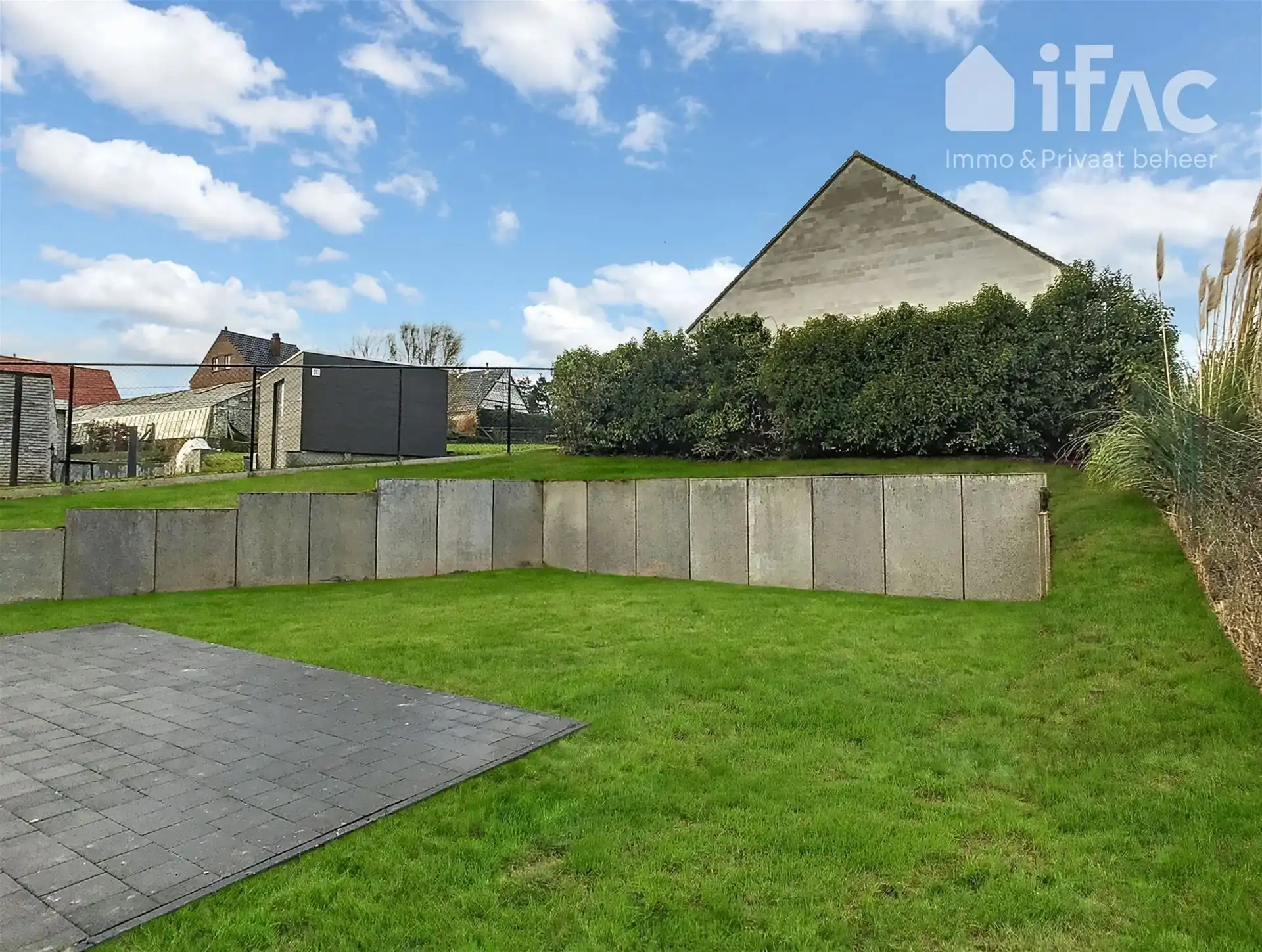 Villa met 4 slaapkamers en leuke tuin foto 4