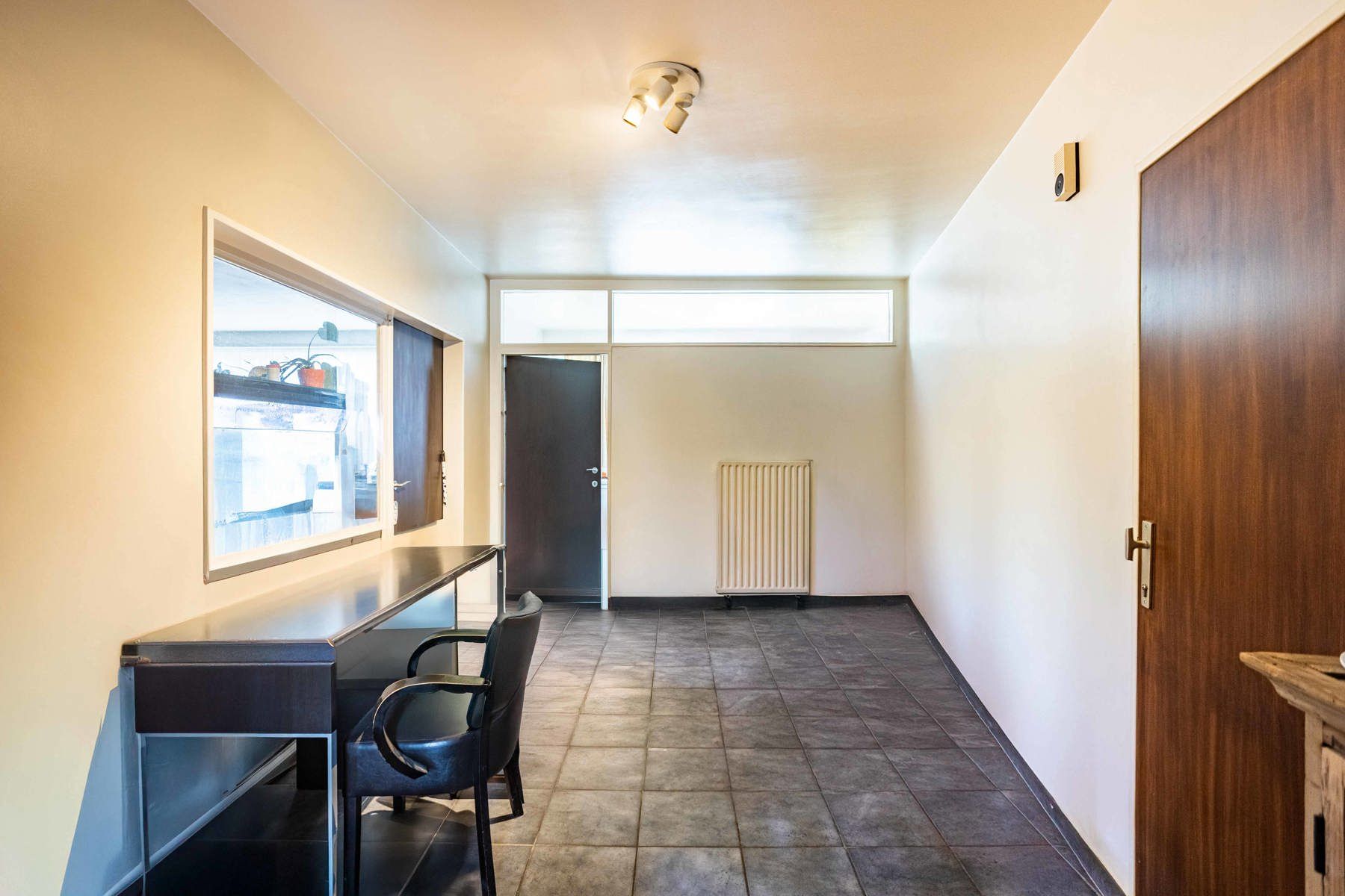 Zeer ruim appartement in centrum Aalst ! foto 3