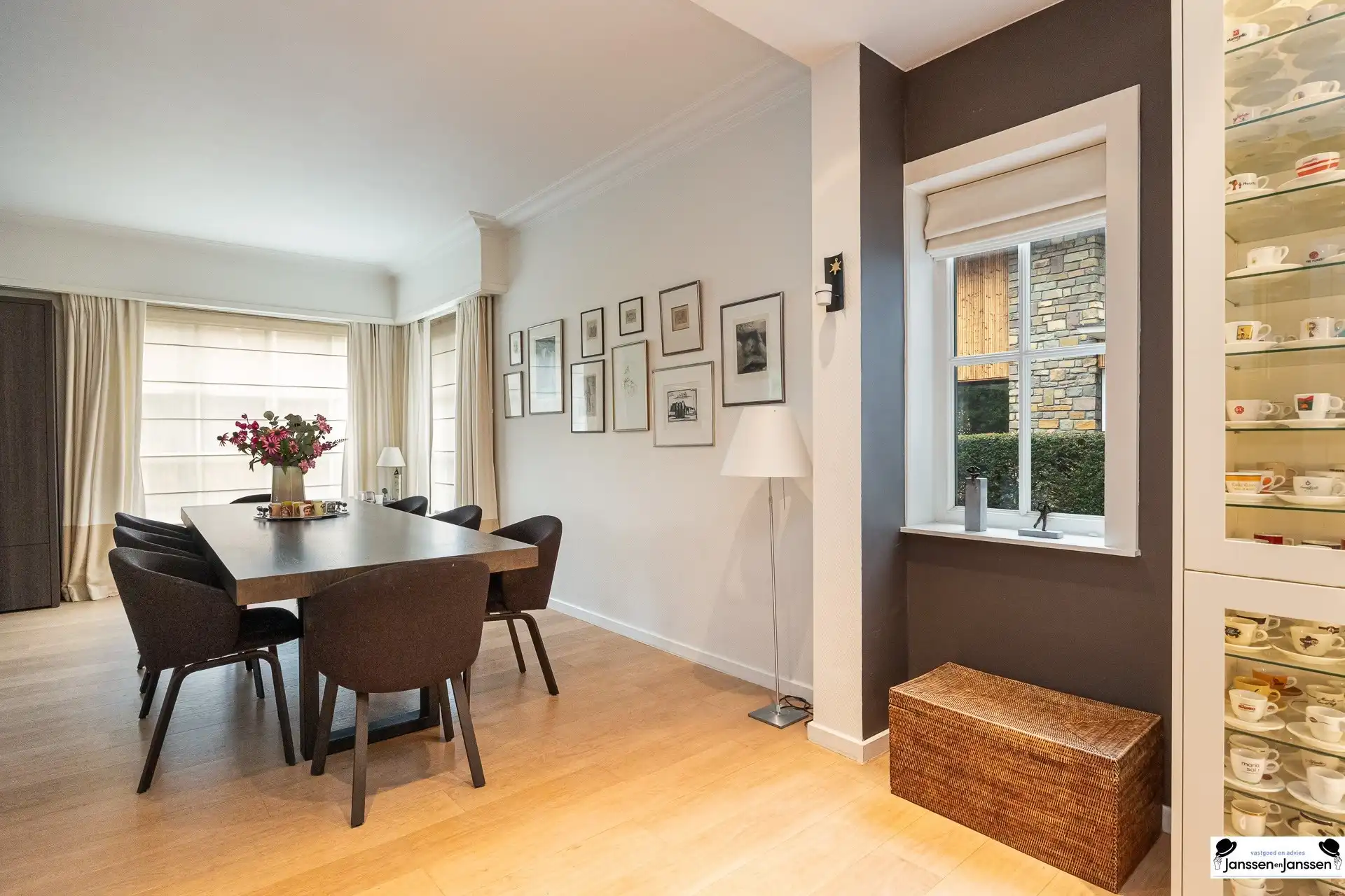 Charmante villa op toplocatie in hartje Ekeren foto 15