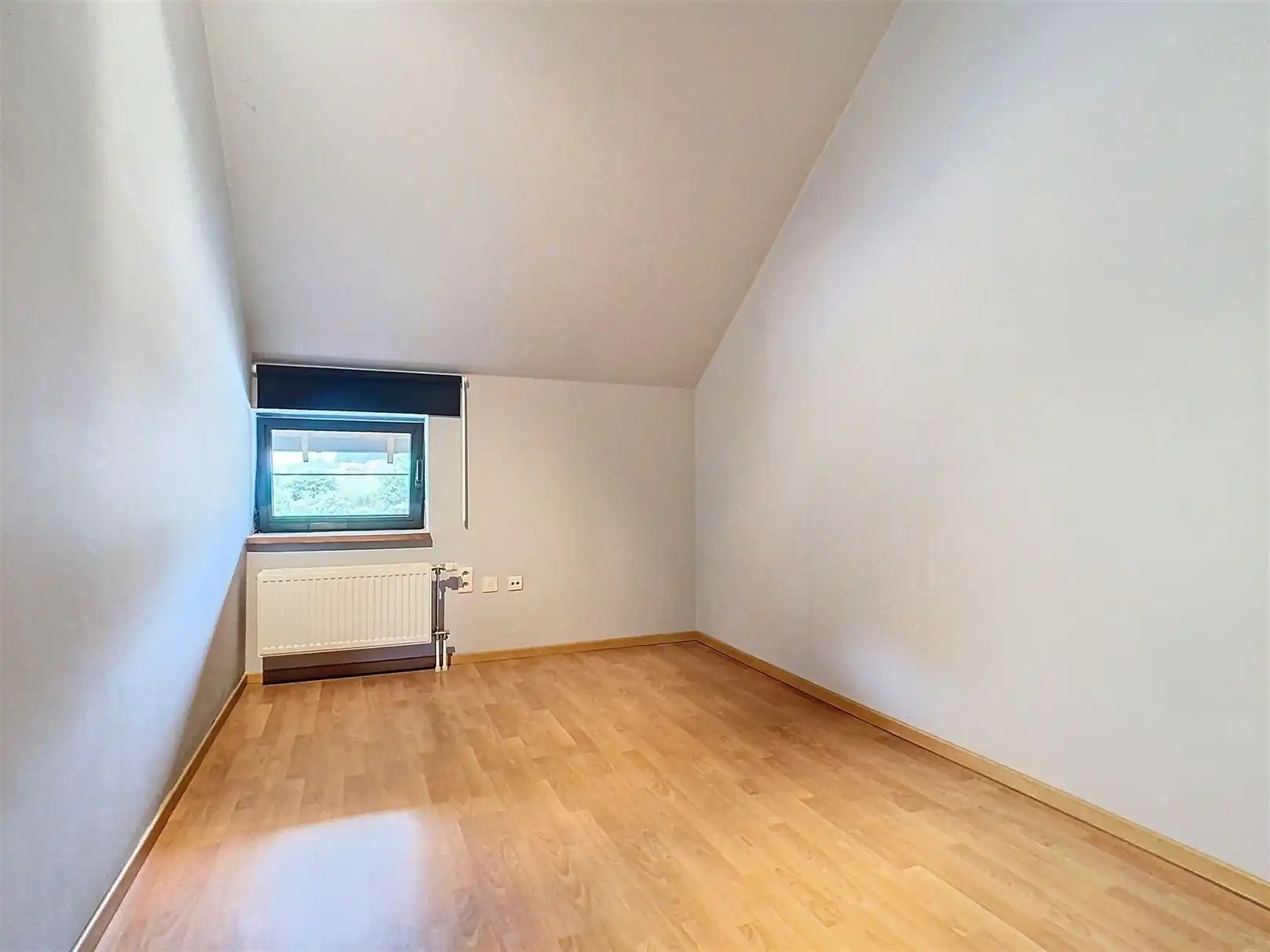 Halfopen bebouwing met tuin, 3 slpks, opp 14a 88ca foto 28