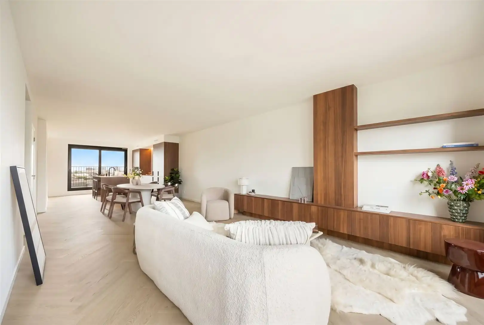 Volledige nieuw duplexappartement bovenop Art-Deco-gebouw foto 4