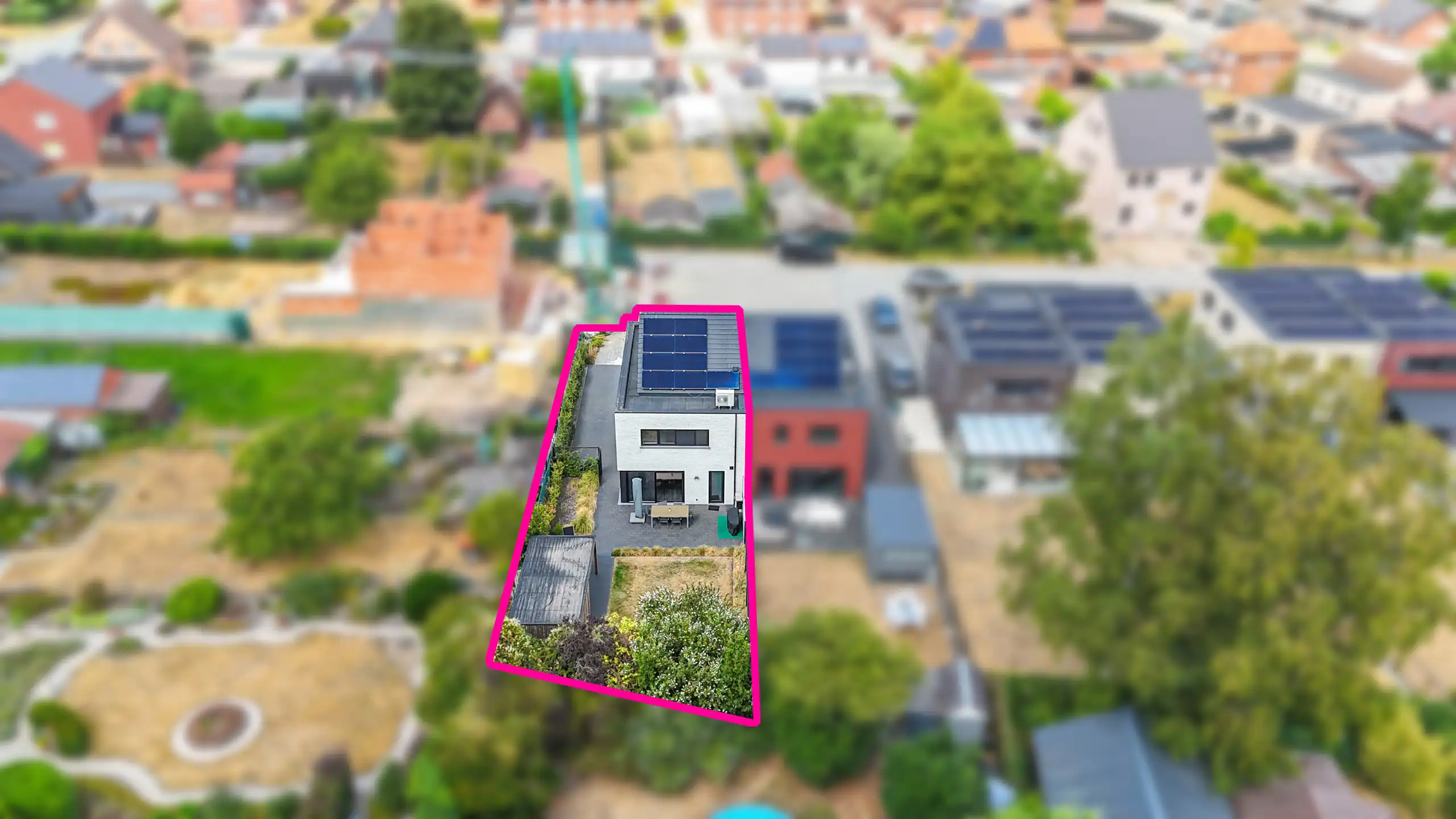 Moderne halfopen woning met 3 slpks en tuin! foto 35