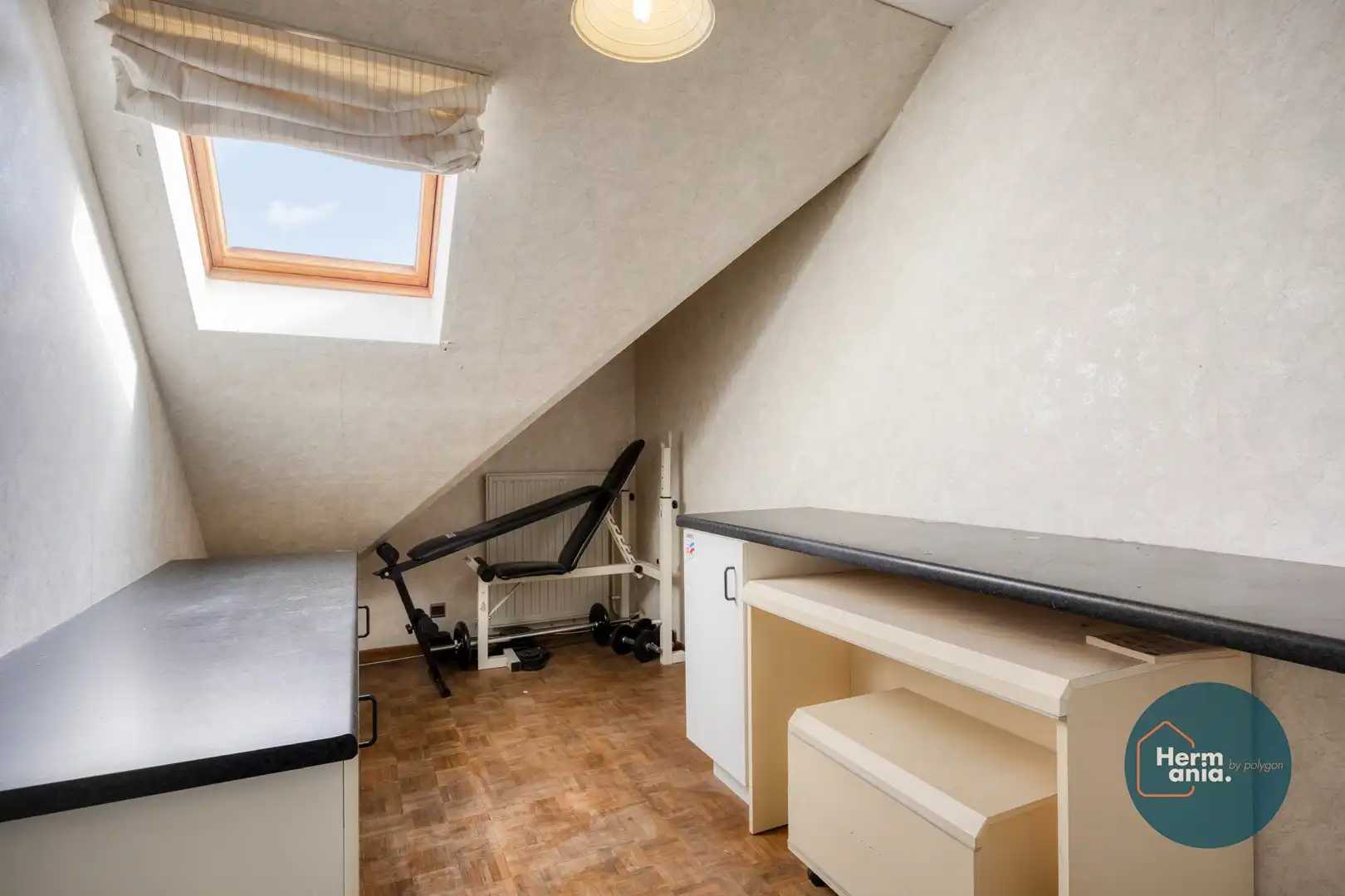 Vrijstaande woning met veel potentieel in een rustige omgeving te Bilzen foto 17