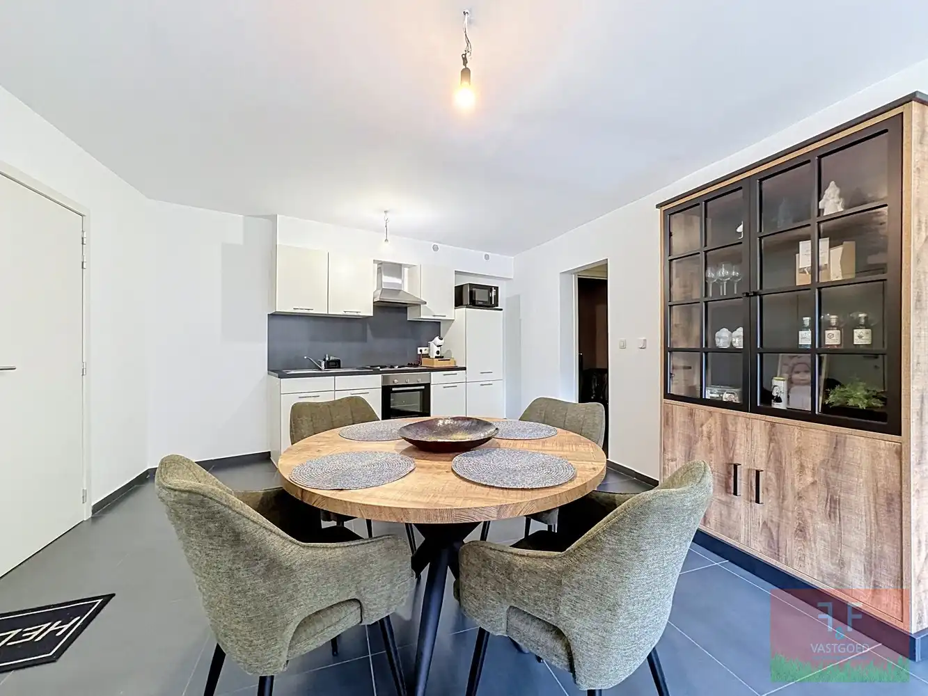 Instapklaar gelijkvloers appartement met parkeerplaats te Grotenberge foto 8