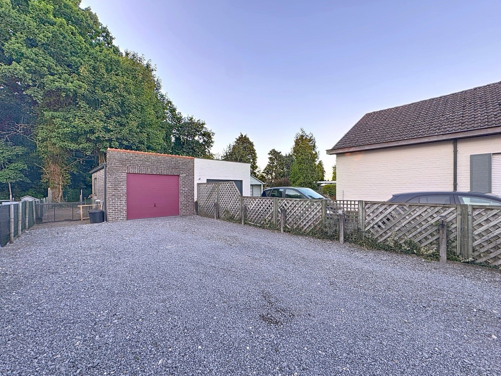 Instapklare woning met 2 slpks én garage te Maldegem! foto 13