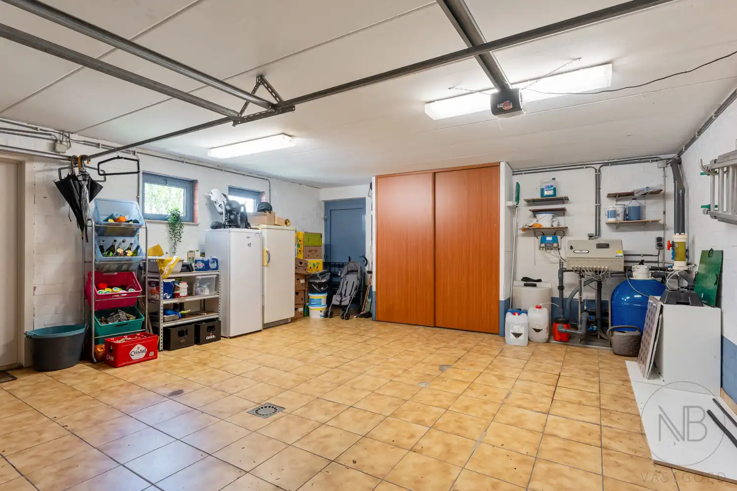 Moderne villa  met zwembad op toplocatie in Genk - instapklaar en future-proof foto 20
