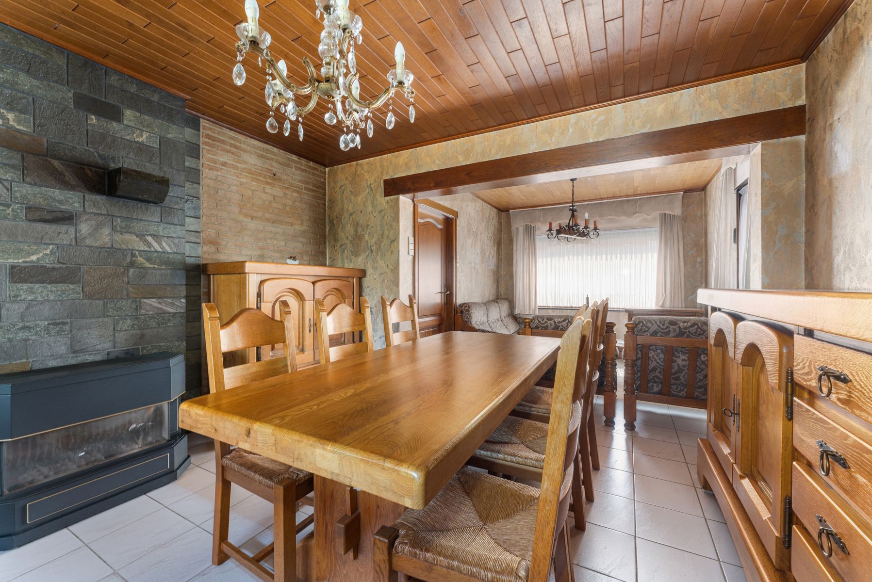 Op te knappen woning met tuin en garage foto 7