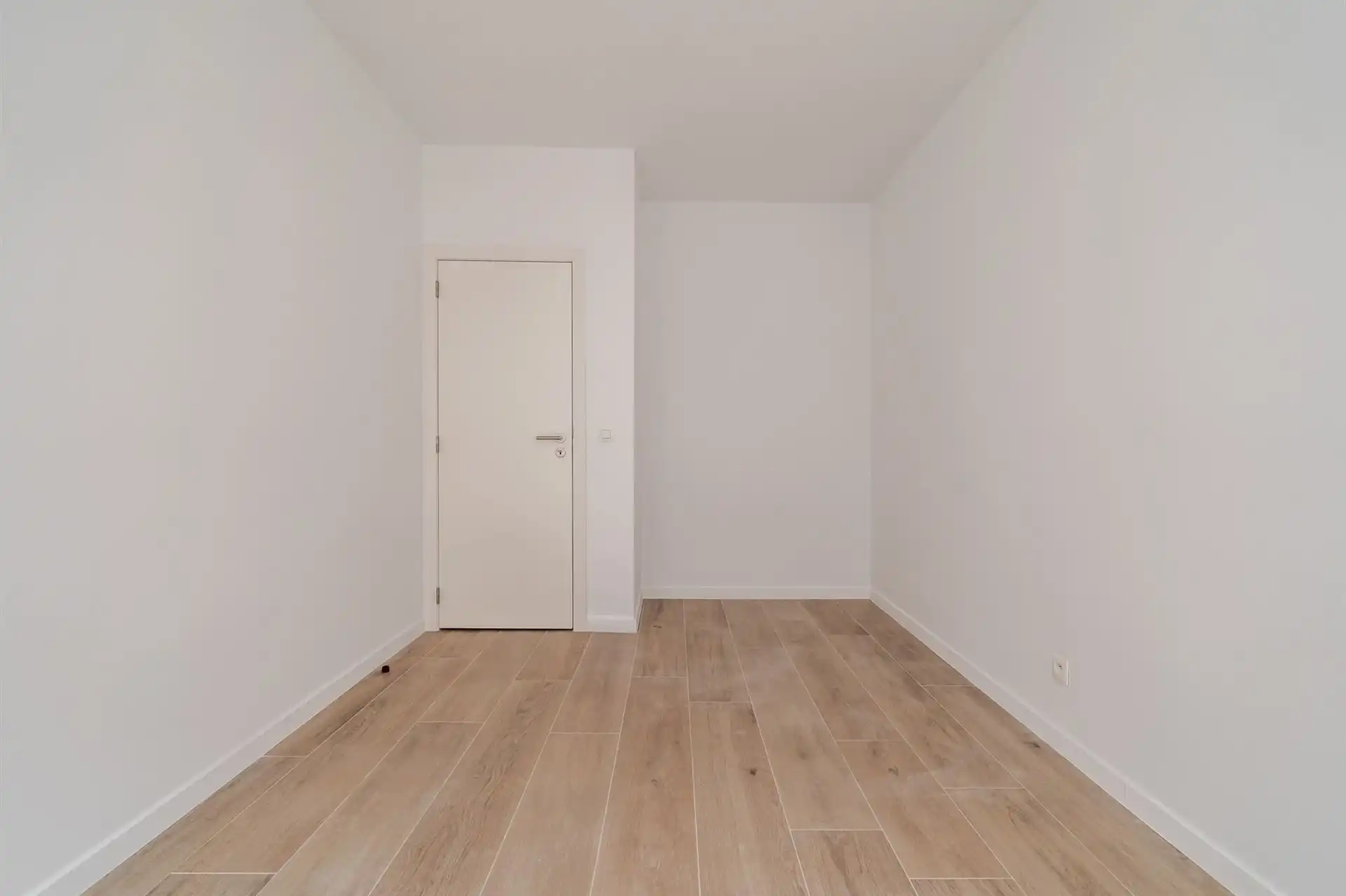 Prachtige nieuwe 2 slpk duplex met binnenplaats/terras ! foto 14