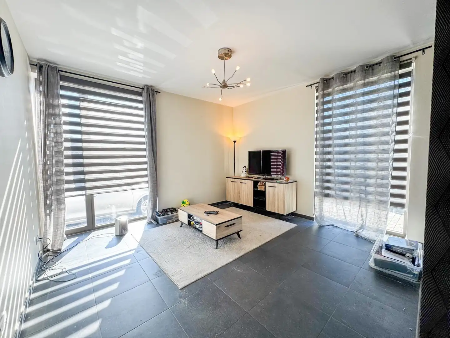 Ruime gezinswoning met 4 slaapkamers, zonnepanelen en gunstig EPC foto 2