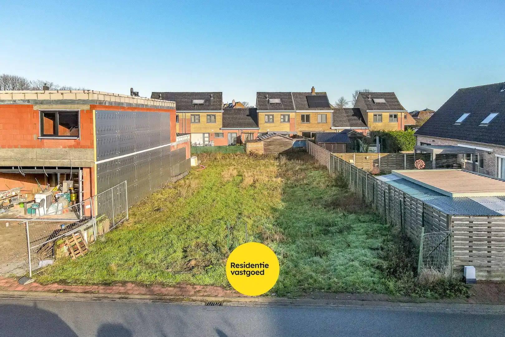 Bouwgrond voor halfopen bebouwing – 487 m² foto 3