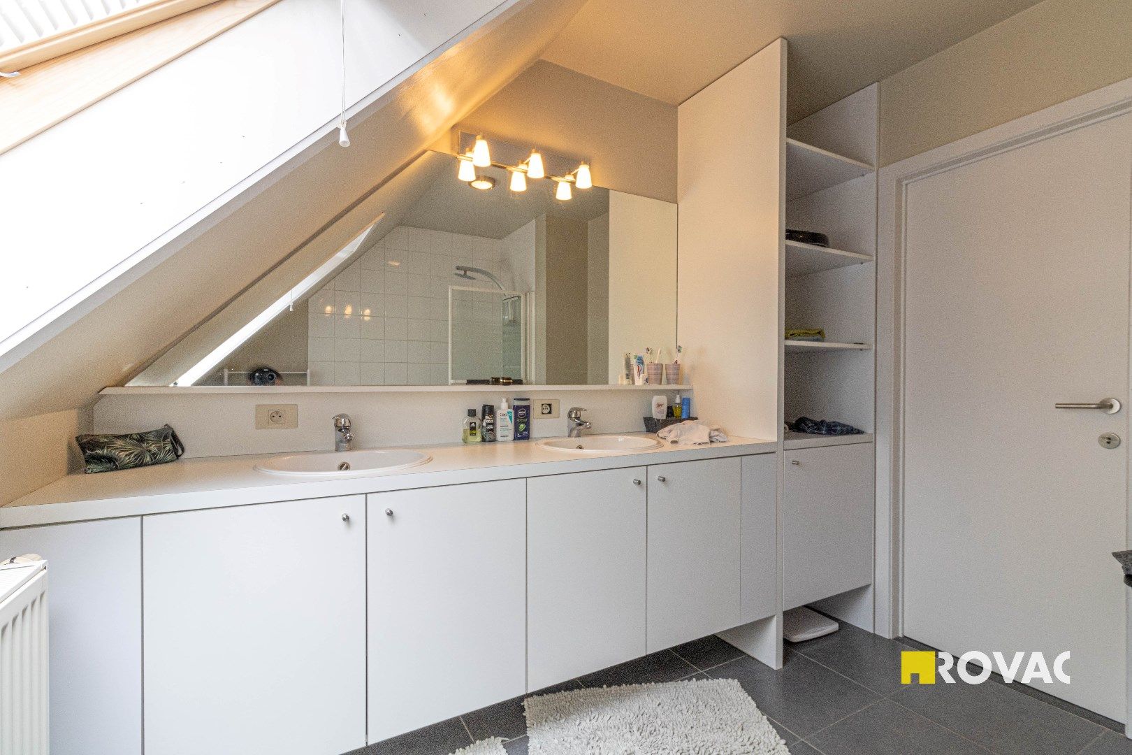 Ruim duplexappartement (130 m²) op de 1e en 2e verdieping met 2 terrassen en garage foto 22