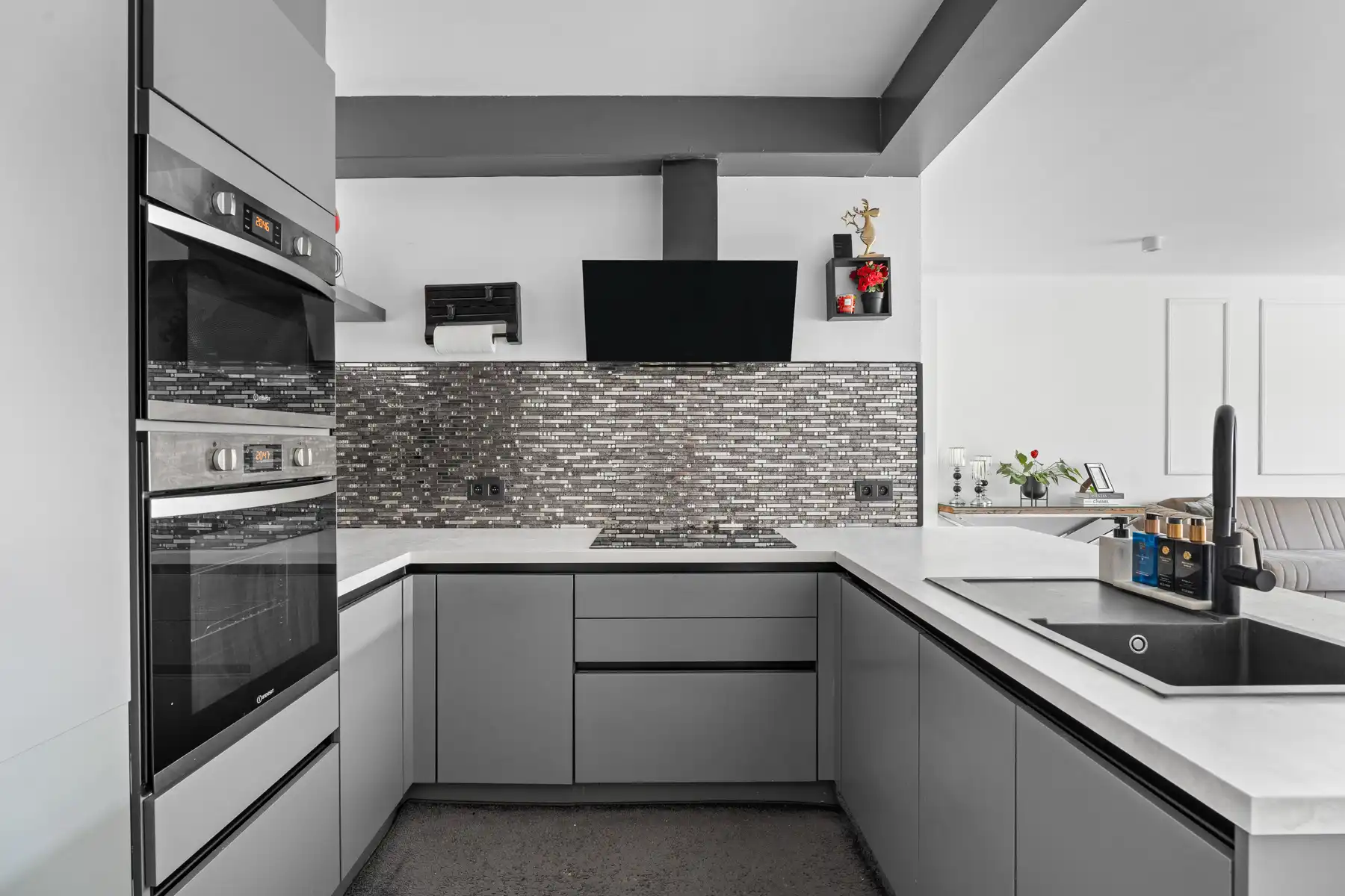 Ruime woning met 4 slaapkamers, instapklaar en energiezuinig foto 4