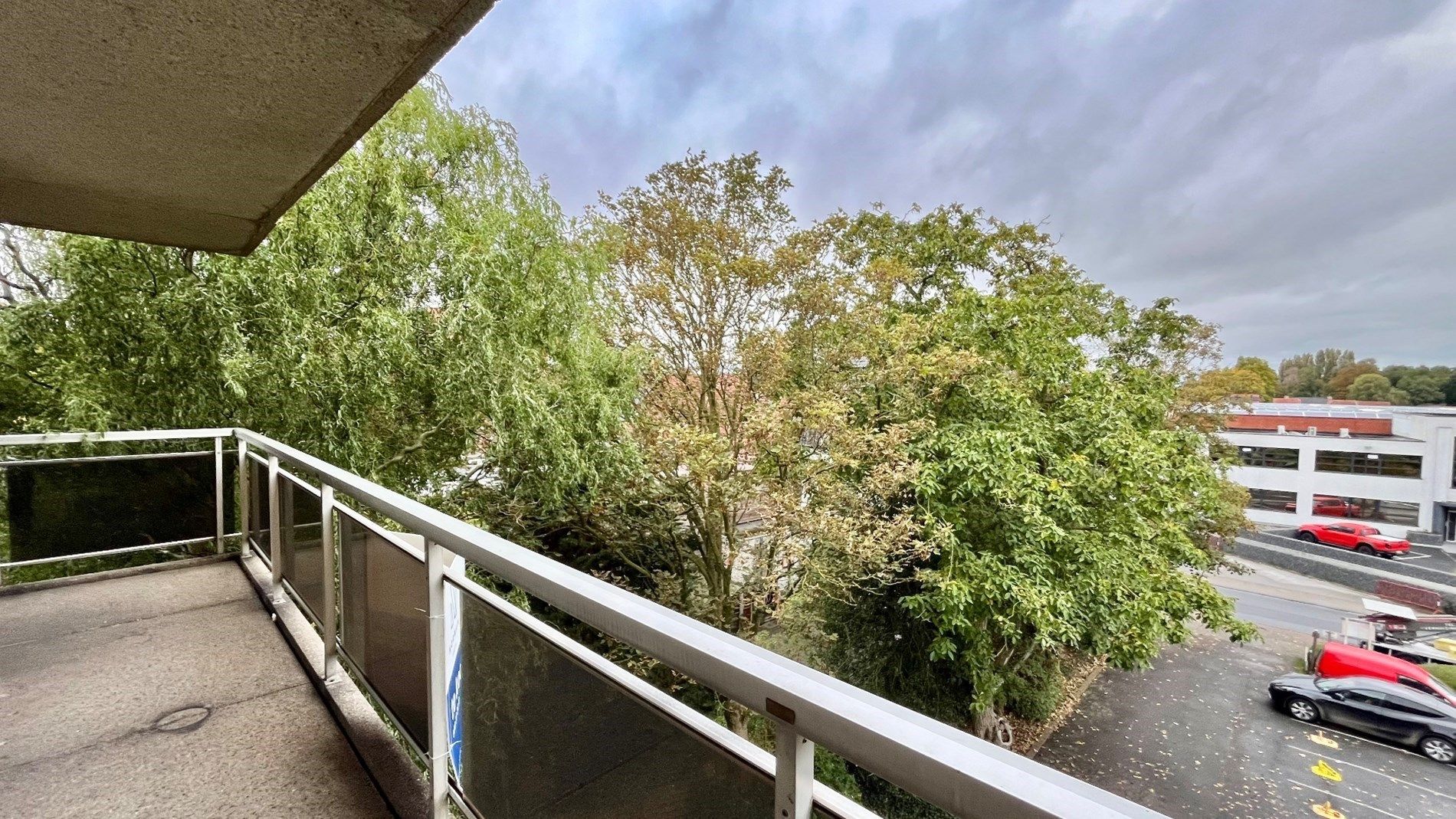 Groot appartement met terras, verzicht, staanplaats en 2 kamers foto 9