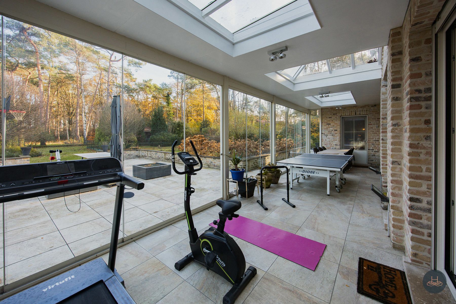 Riante villa op toplocatie in het groen met privé-bos foto 25