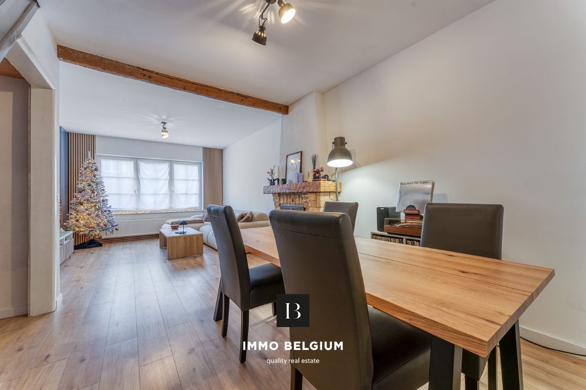 Grotendeels gerenoveerde woning nabij het centrum van De Haan foto {{pictureIndex}}